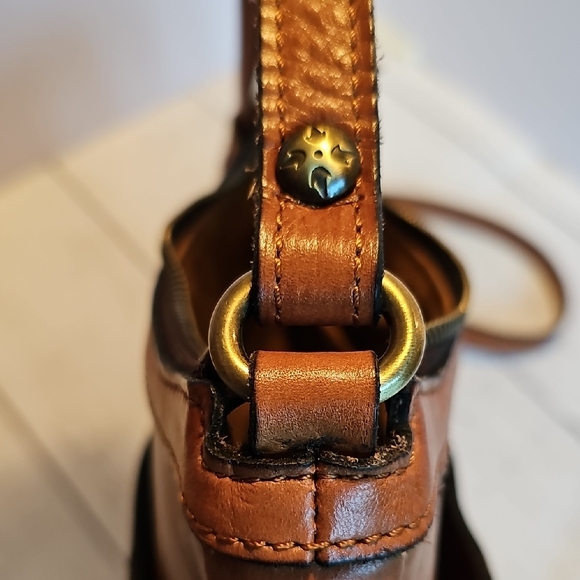 Patricia Nash Braydon Hobo Brown Leather Bag - Picture 4 of 16